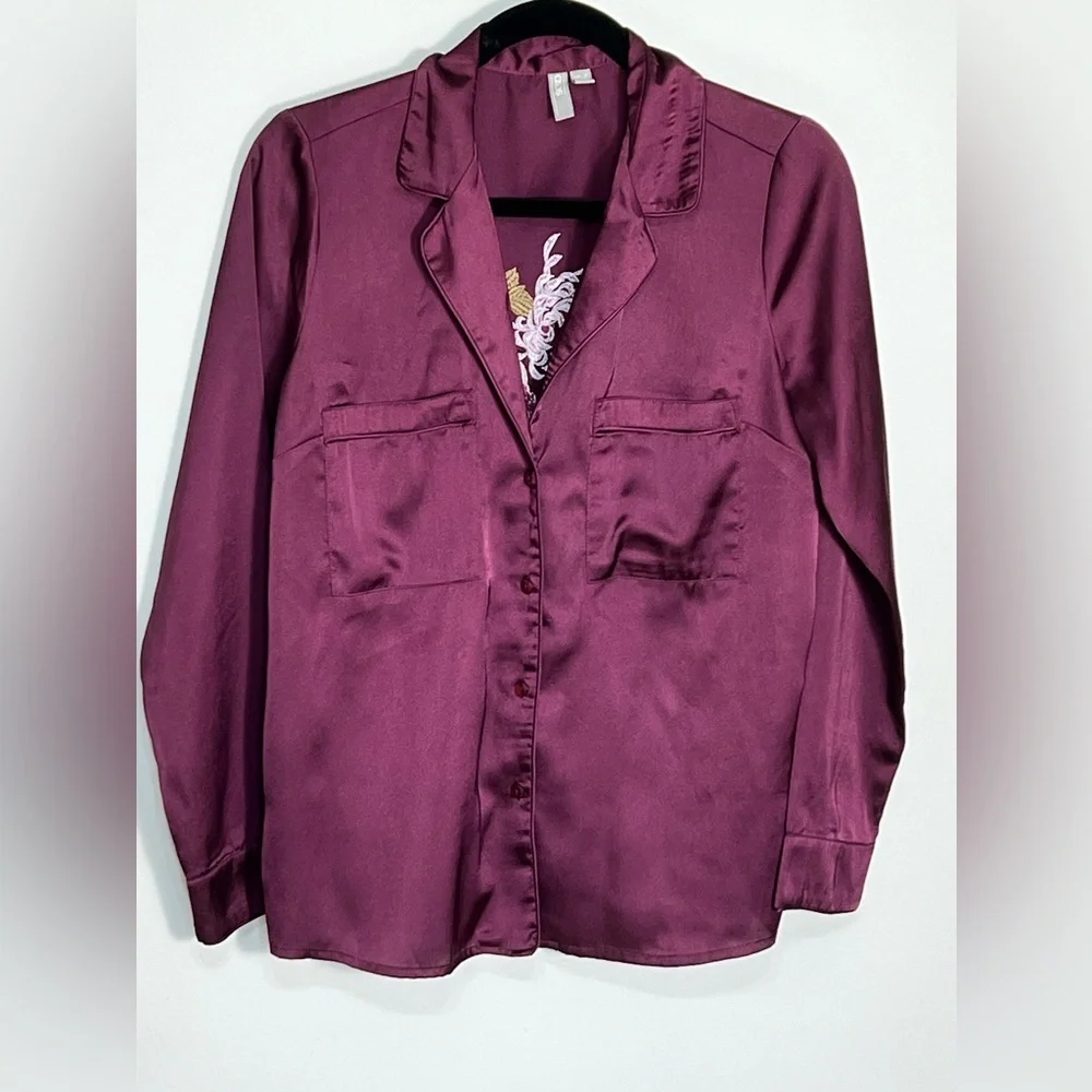 ASOS Maroon Embroidered Back Button Up Top size 4 - Picture 2 of 10